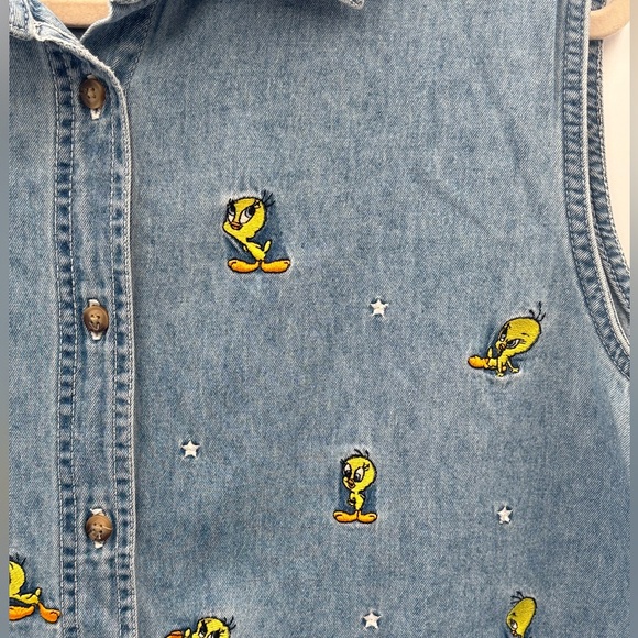 Vintage 2000 Looney Tunes Tweety Bird Denim Button Up Shirt Women 14/16W - Picture 4 of 13